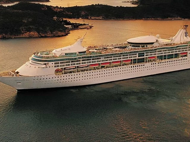 Can you take wine onto the Royal Caribbean cruise ships?